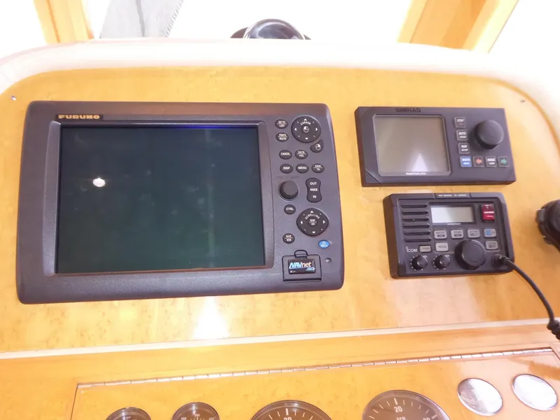 Lower helm electronics