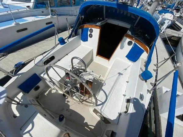 1985 Newport Sloop