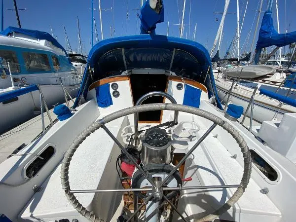 1985 Newport Sloop