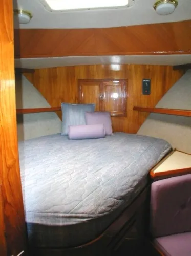 1988 PT Cockpit Motoryacht