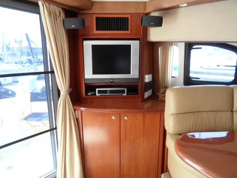 2006 Silverton 38 Sport Bridge