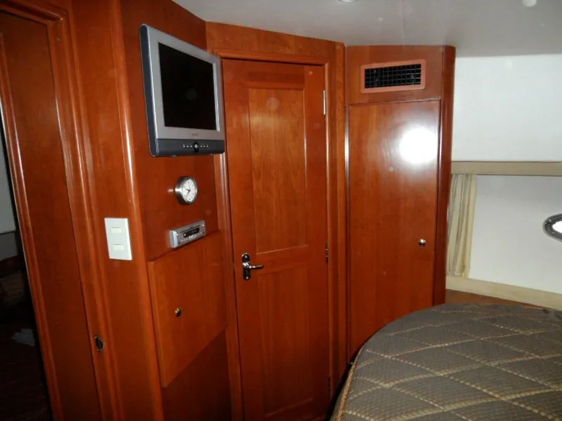 2006 Silverton 38 Sport Bridge