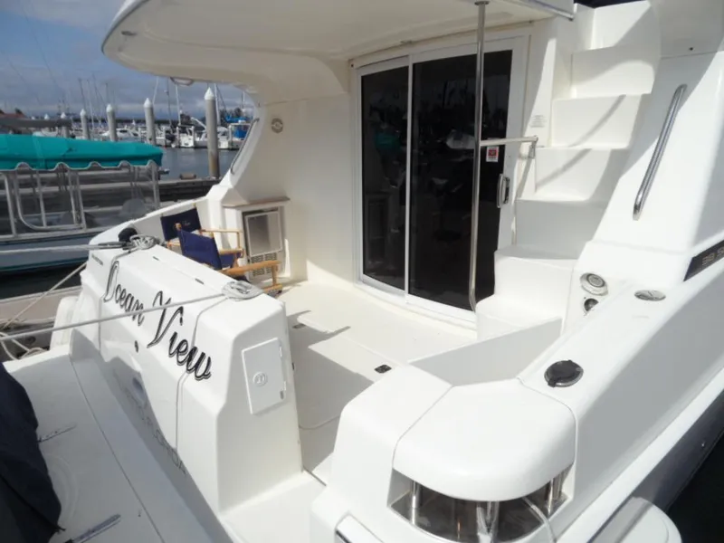 2006 Silverton 38 Sport Bridge