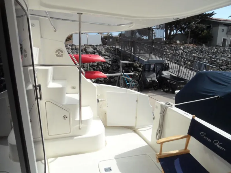 2006 Silverton 38 Sport Bridge