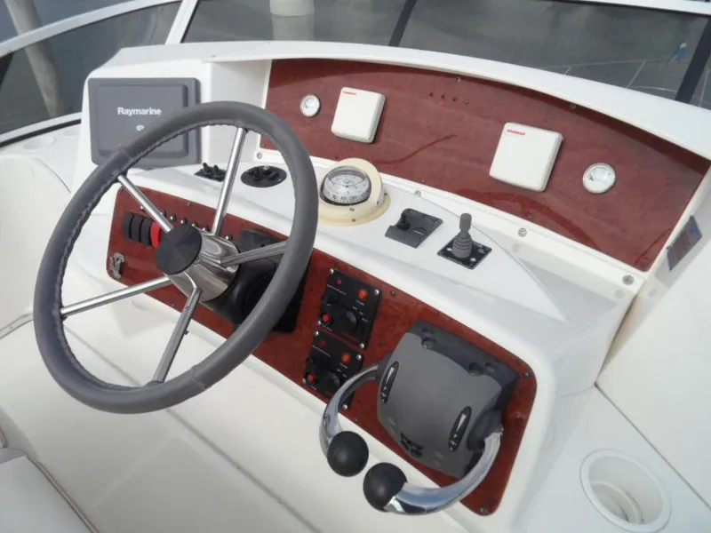 2006 Silverton 38 Sport Bridge