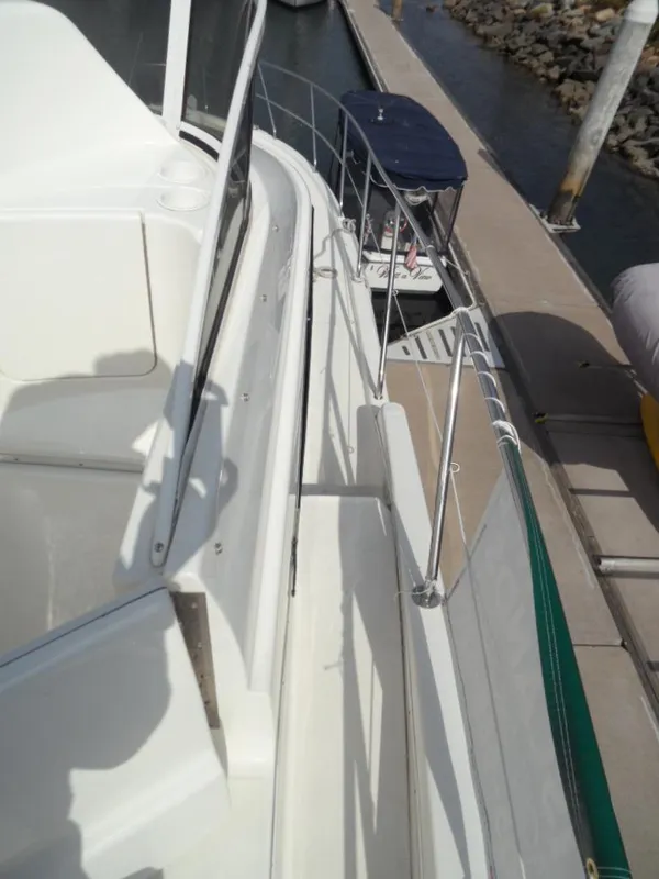 2006 Silverton 38 Sport Bridge