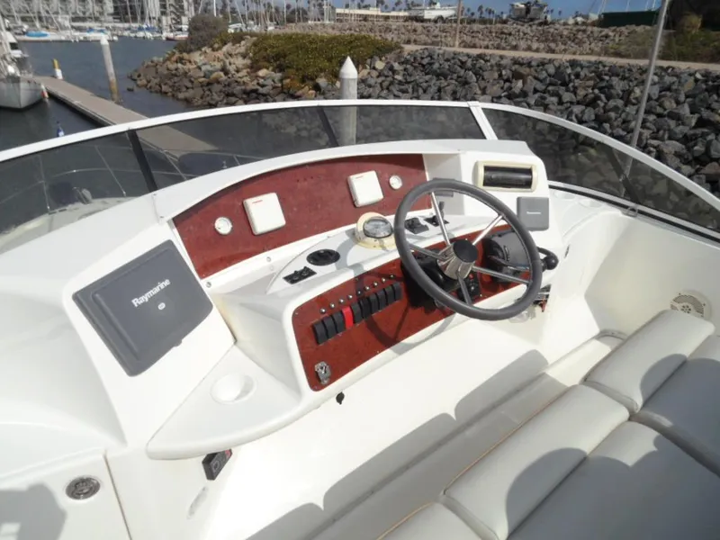 2006 Silverton 38 Sport Bridge