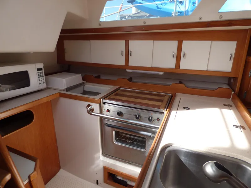1996 Catalina 36 MkII