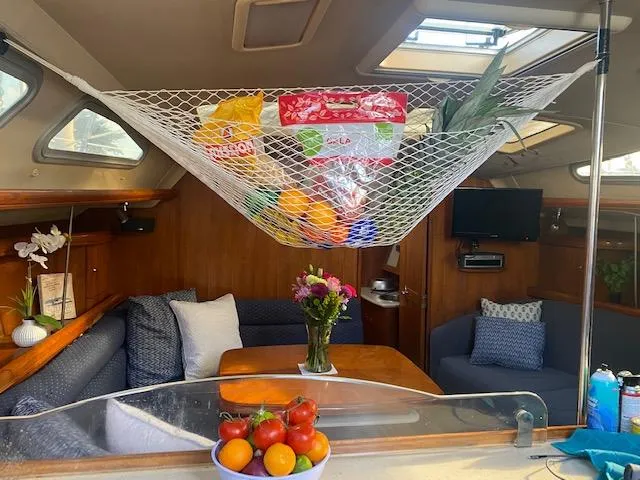 2005 Hunter 41
