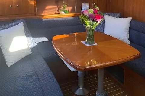 2005 Hunter 41