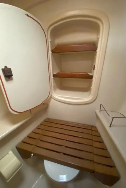 2005 Hunter 41
