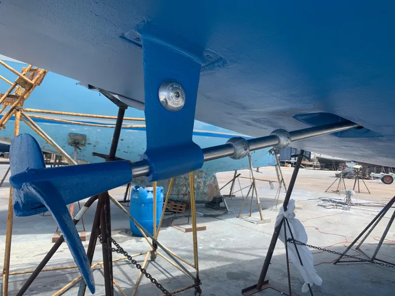 2005 Hunter 41