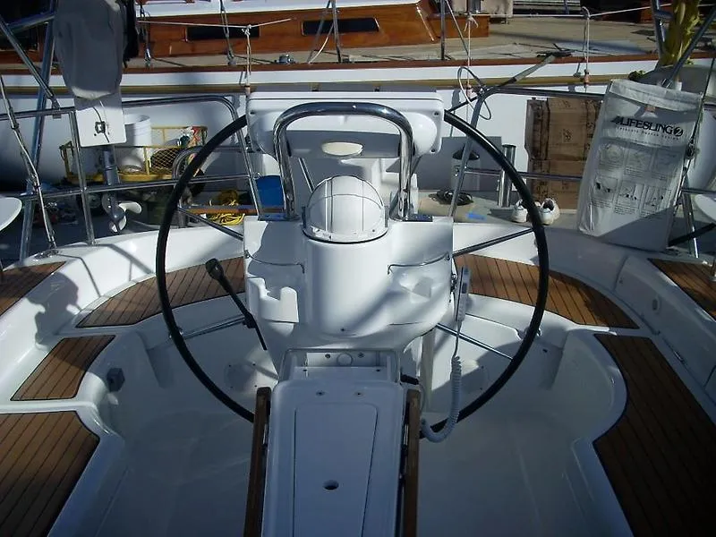 2006 Beneteau 423