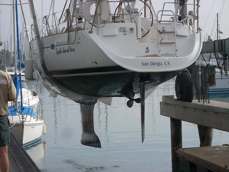 2006 Beneteau 423