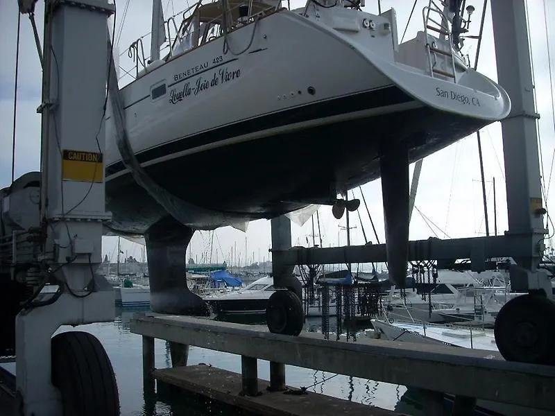 2006 Beneteau 423