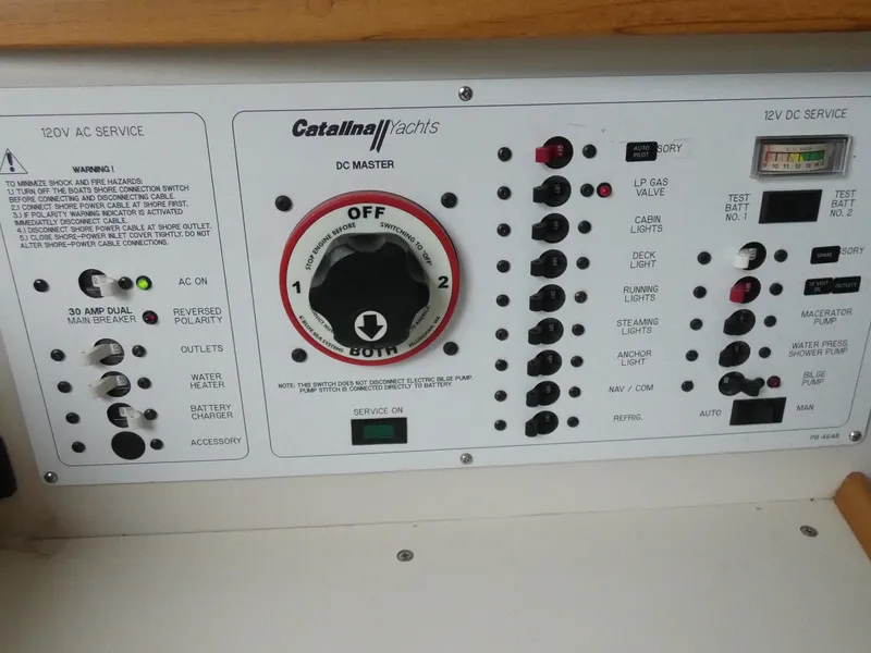 2003 Catalina 270