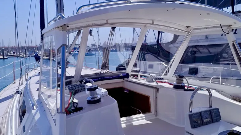2004 Catalina 470