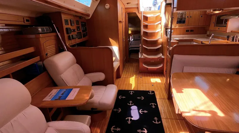 2004 Catalina 470
