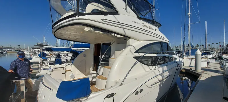 2007 Meridian 391 Sedan