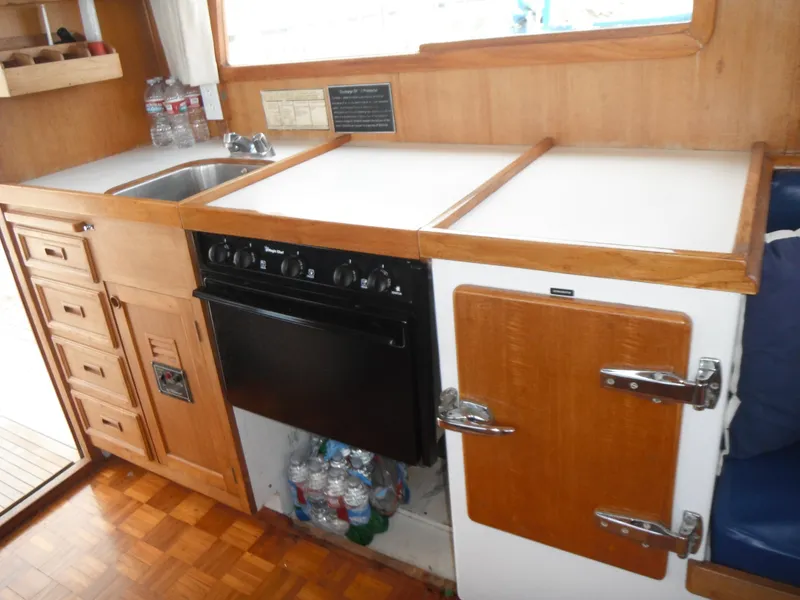 1978 Cheoy Lee 35 Trawler