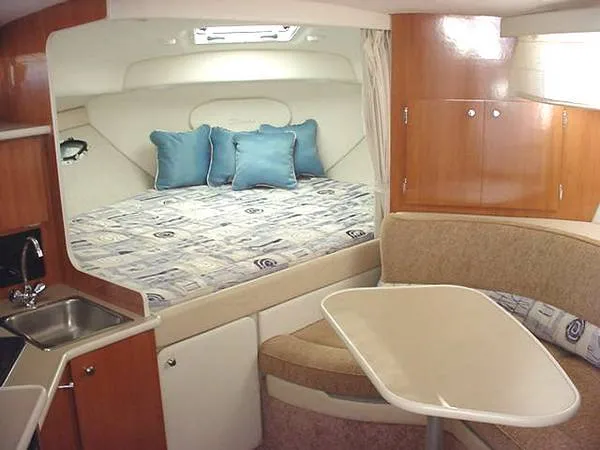 2002 Bayliner 3055