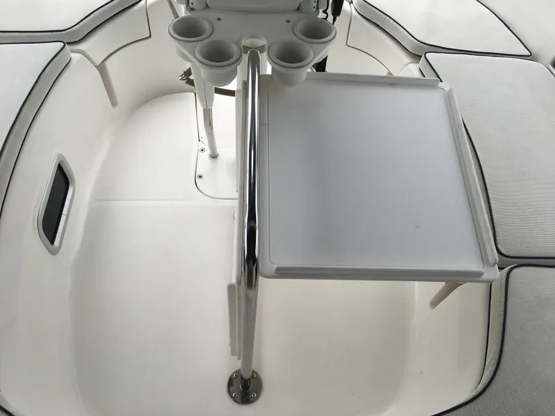 2005 Hunter 466