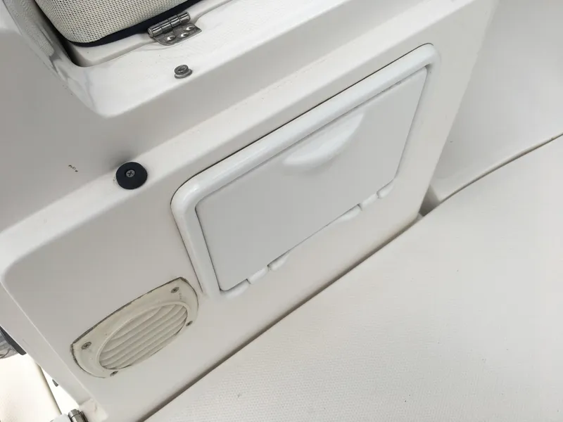 2005 Hunter 466