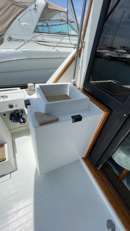 1976 Viking 35 Convertible