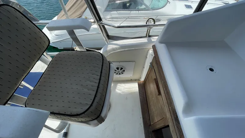 1976 Viking 35 Convertible