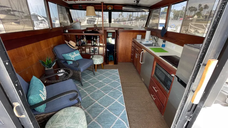 1976 Viking 35 Convertible