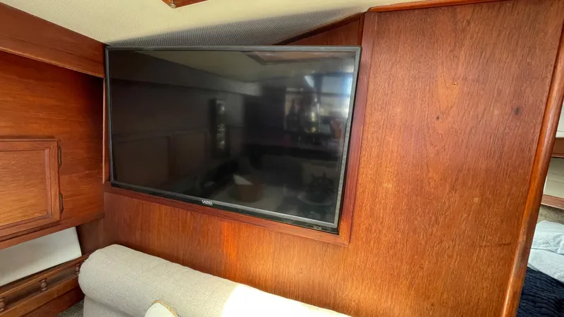 1976 Viking 35 Convertible
