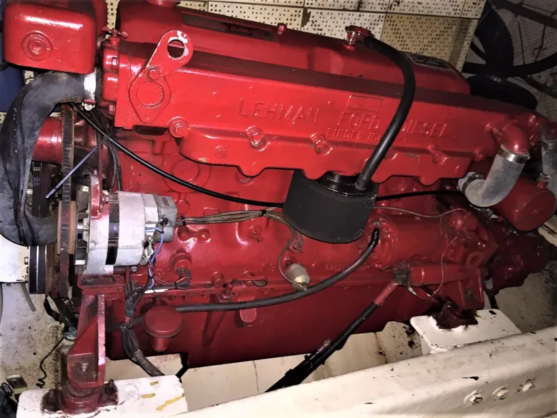 1979 Albin 43 Tri-Cabin