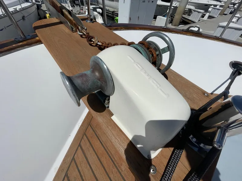1979 Albin 43 Tri-Cabin
