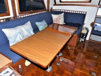 1979 Albin 43 Tri-Cabin