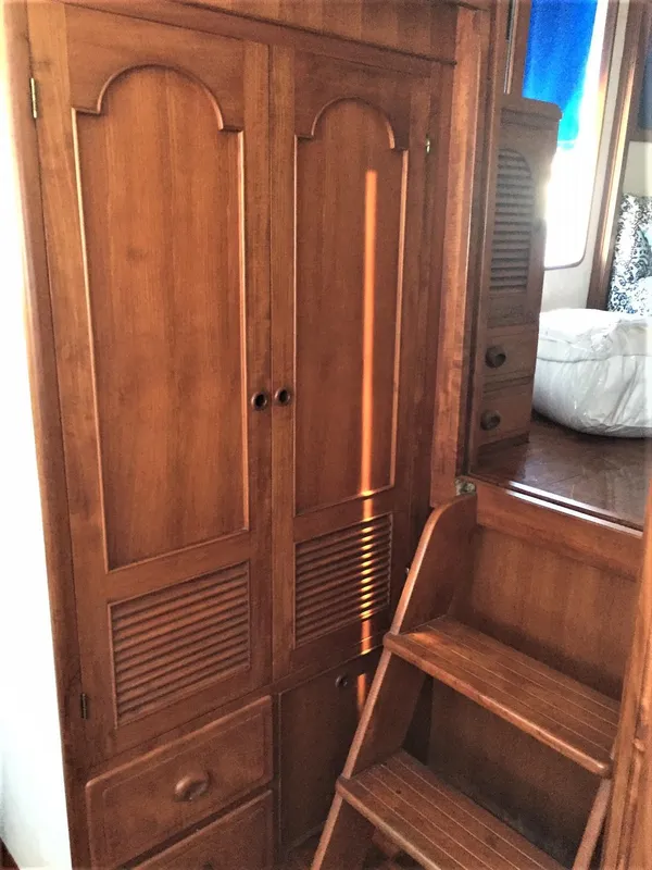 1979 Albin 43 Tri-Cabin