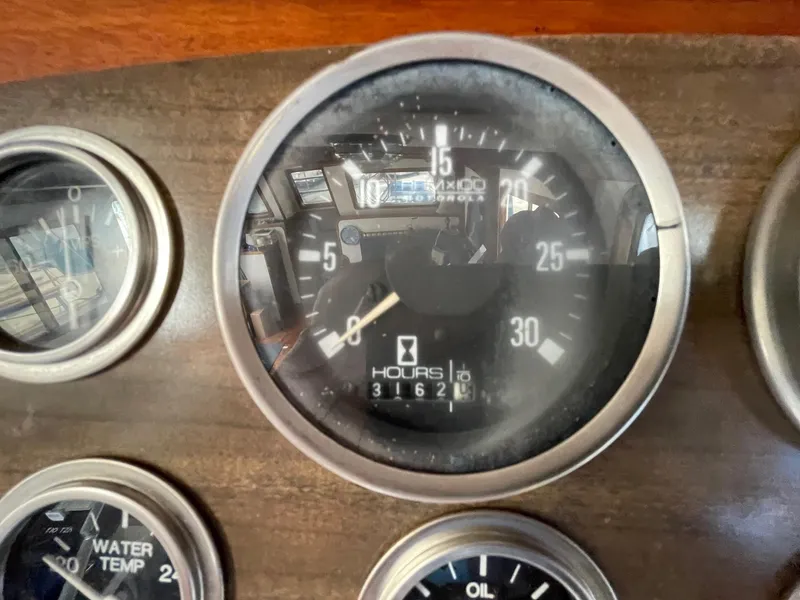1979 Albin 43 Tri-Cabin