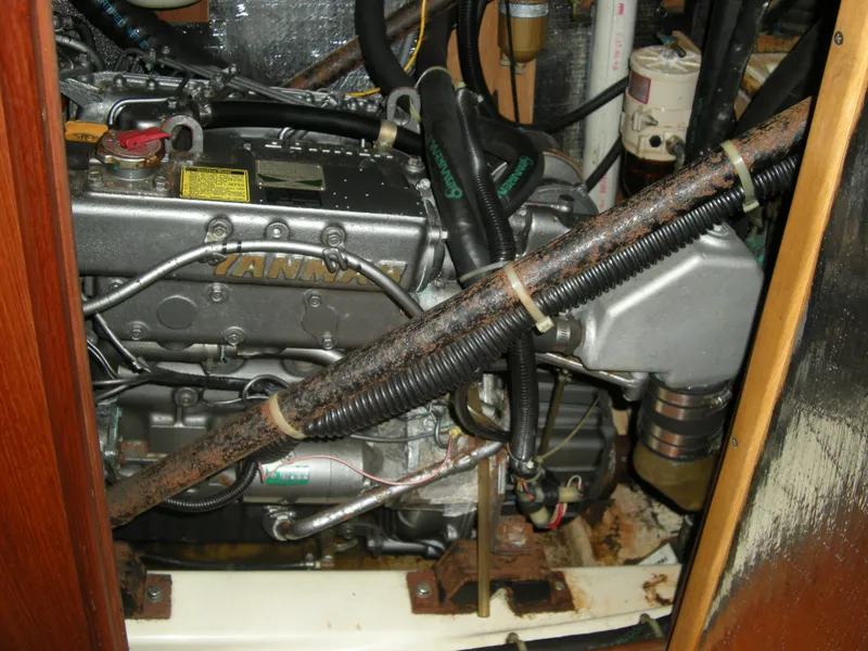 1990 Hunter Passage 42