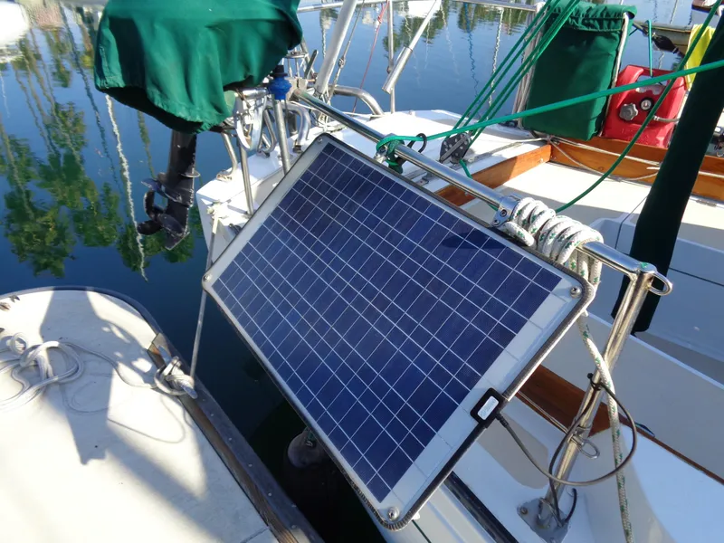 1972 Islander 34 Sloop