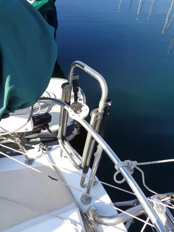 1972 Islander 34 Sloop