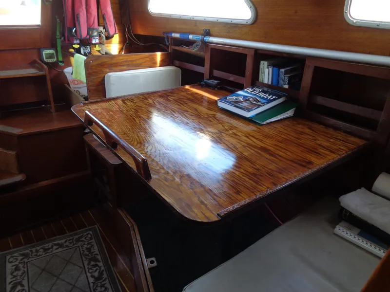 1972 Islander 34 Sloop