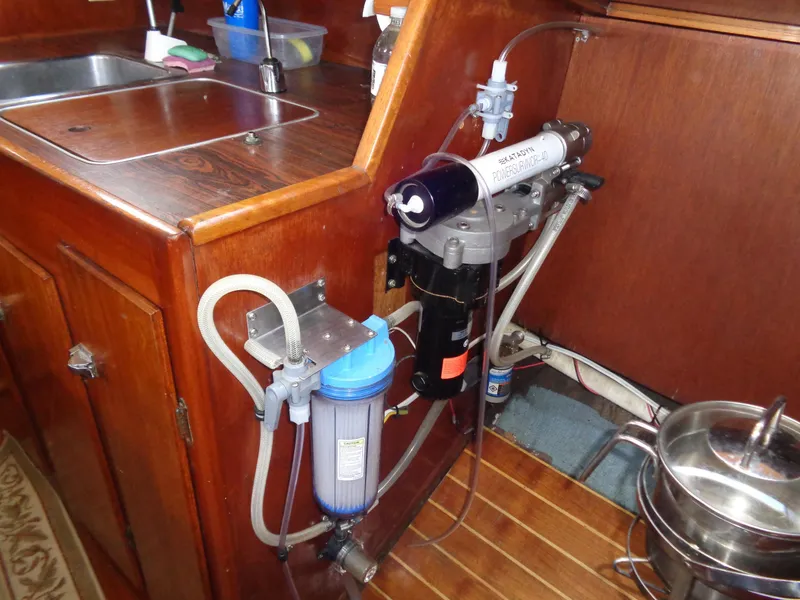 1972 Islander 34 Sloop