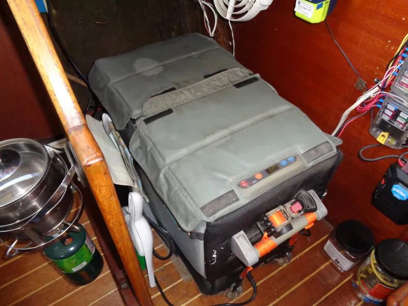 1972 Islander 34 Sloop