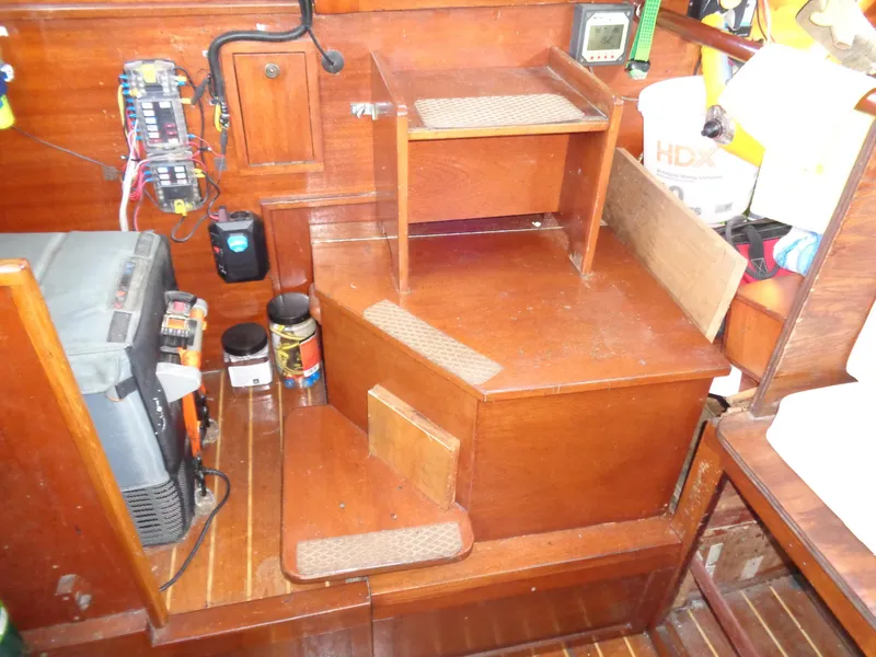 1972 Islander 34 Sloop