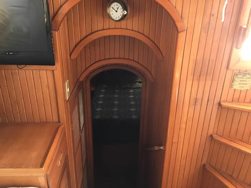 1987 Fairweather Mariner 37