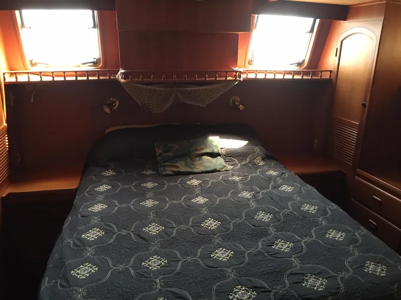 1987 Fairweather Mariner 37