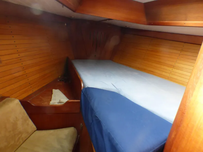 1985 Freedom Cat Ketch