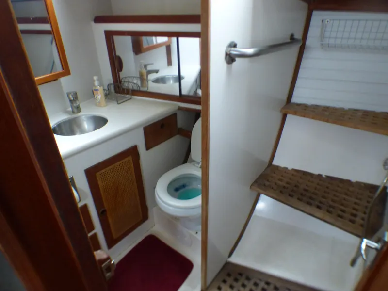 1985 Freedom Cat Ketch