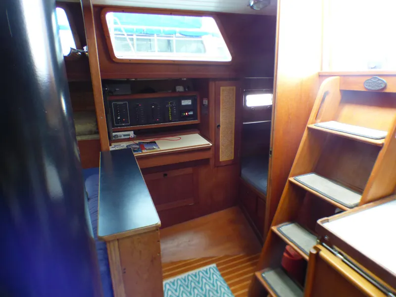 1985 Freedom Cat Ketch