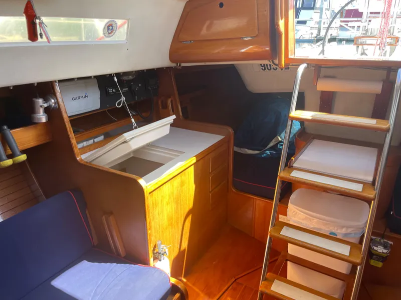 1986 J Boats J/35
