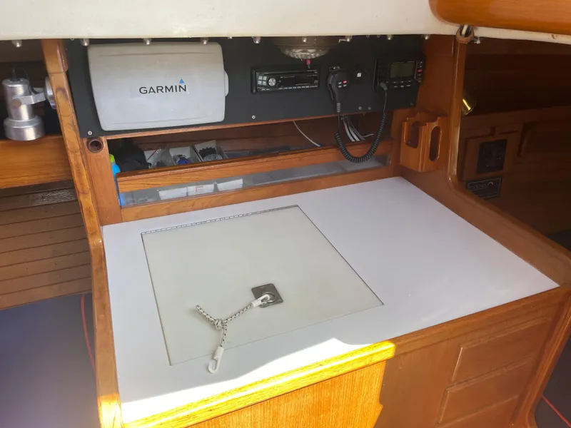 1986 J Boats J/35